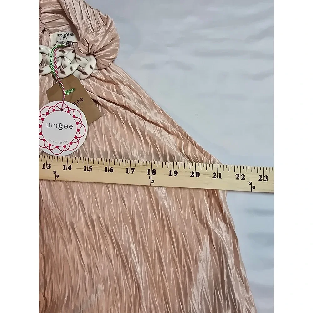 Umgee Champagne Pink Crinkle Pleat Halter Top Chain Neck A0916 Size M NEW‎